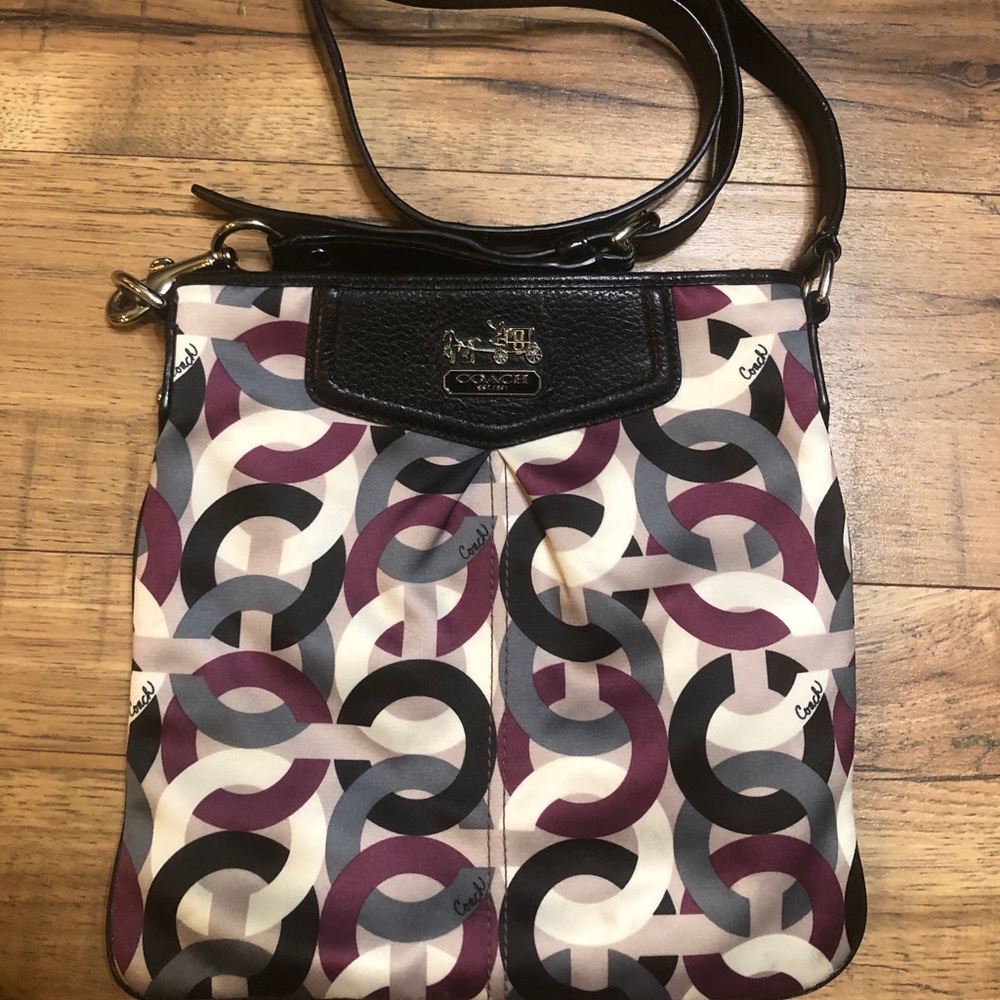 COACH Madison OP ART Chainlink Crossbody